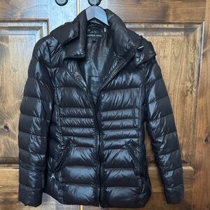 Women’s black hooded jacket